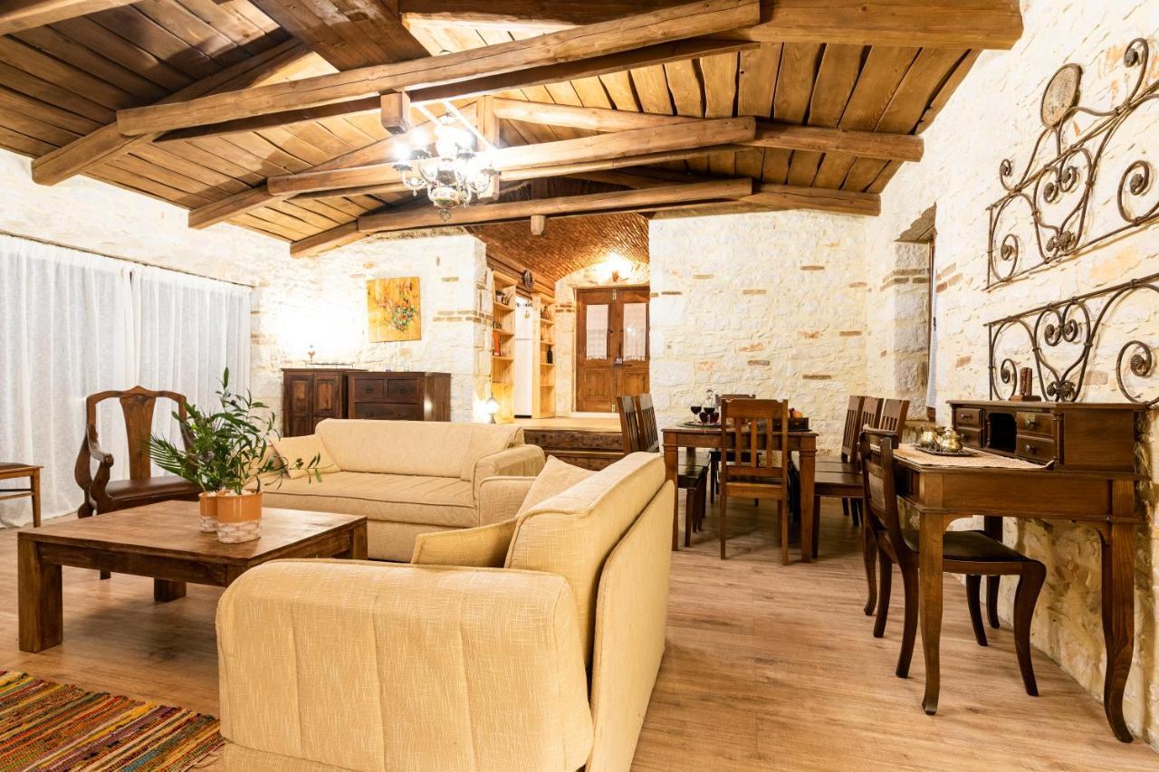 Villa Castello อายิโอสนิโกลาโอส ภายนอก รูปภาพ